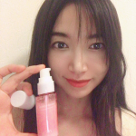 このハンド美容液凄くいい❗️コロナのアルコール消毒とさらに秋になって乾燥でカサカサの手に効きます◎手荒れ対策に抜群！初めてクリームじゃなく、美容液タイプのハンドケアを使ってみました…のInstagram画像