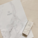 『DeAU デイリーピール』をお試しさせていただいたので、ご紹介します🥰💗こちらは、導入美容液になります🎶洗顔後の使用で、角質のケアをし肌を柔らかくほぐすことで化粧水や乳液…のInstagram画像