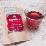 オーガニック・プレミアム・ルイボスティー﻿を飲んでいます🥰﻿﻿ルイボスティーとは？﻿活性酸素を抑えてくれ、お肌の老化を抑え、酸化を防いで、美肌を保つことができ﻿ノンカフェインなので…のInstagram画像