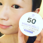 ♩¨̮⑅*♡ スパークリングイレーサー ♩¨̮⑅*♡ アパタイト50%高配合で効率的なホワイトニングケアが叶うと話題の「粉もん」歯磨き粉☝︎一ヶ月継続して使用しましたが以前より透明感が格段にアップ…のInstagram画像