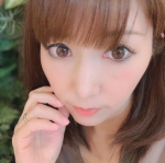 👁カラコン💕﻿﻿最近ずっと着けてるカラコンは9月半ばに新発売されたもの✨﻿１ヶ月使えるから今月は基本的にずーっと使ってます🎶﻿﻿今日も着けてました✌️﻿﻿私のは｢シエラ｣と…のInstagram画像