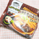 お水がいらない みそ煮込みうどん水のいらないシリーズならではのスープ、麺、具材の3層構造になってます。鍋に入れてゆっくり目から煮込んでいけば水を使うことなく、鍋一つで完成！卵を仕上げに…のInstagram画像