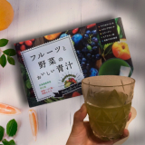 「フルーツと野菜のおいしい青汁」の画像