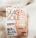 magico マグソール @magico.store2200円 カラー。ブラック。ピンク。ベージュ。*足裏の磁気インソール❣️足につけて、磁気の力で、血行促進したりコリをほぐしてくれる…のInstagram画像