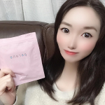 ⭐️ ピーリングパッド ポアノ（poreno）⭐️﻿﻿﻿「ヒアルロン酸」「スクワラン」「セラミド」「フラーレン」などを含む、美容成分配合の美容液がたっぷりとしみ込んだパッドで拭くだけで簡単…のInstagram画像