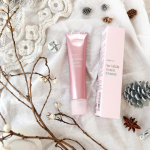 ＿＿＿＿＿ 𖢟 ࠰᛫ࠬ・・ぼちぼちと冬支度を。・・部屋も徐々にクリスマス仕様に模様替え。・・・乾燥が気になる季節になって来た&hellip;・・いつもマスクをして&hellip;のInstagram画像