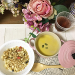 朝ごはん🍴❇︎フルグラ❇︎かぼちゃスープ❇︎モンゴリアンベリーサンスターの健康道場飲む一膳分ごまプラス玄米由来の米ぬかとごまの栄養を1本に凝縮した穀物栄養飲料カボチャスープ…のInstagram画像