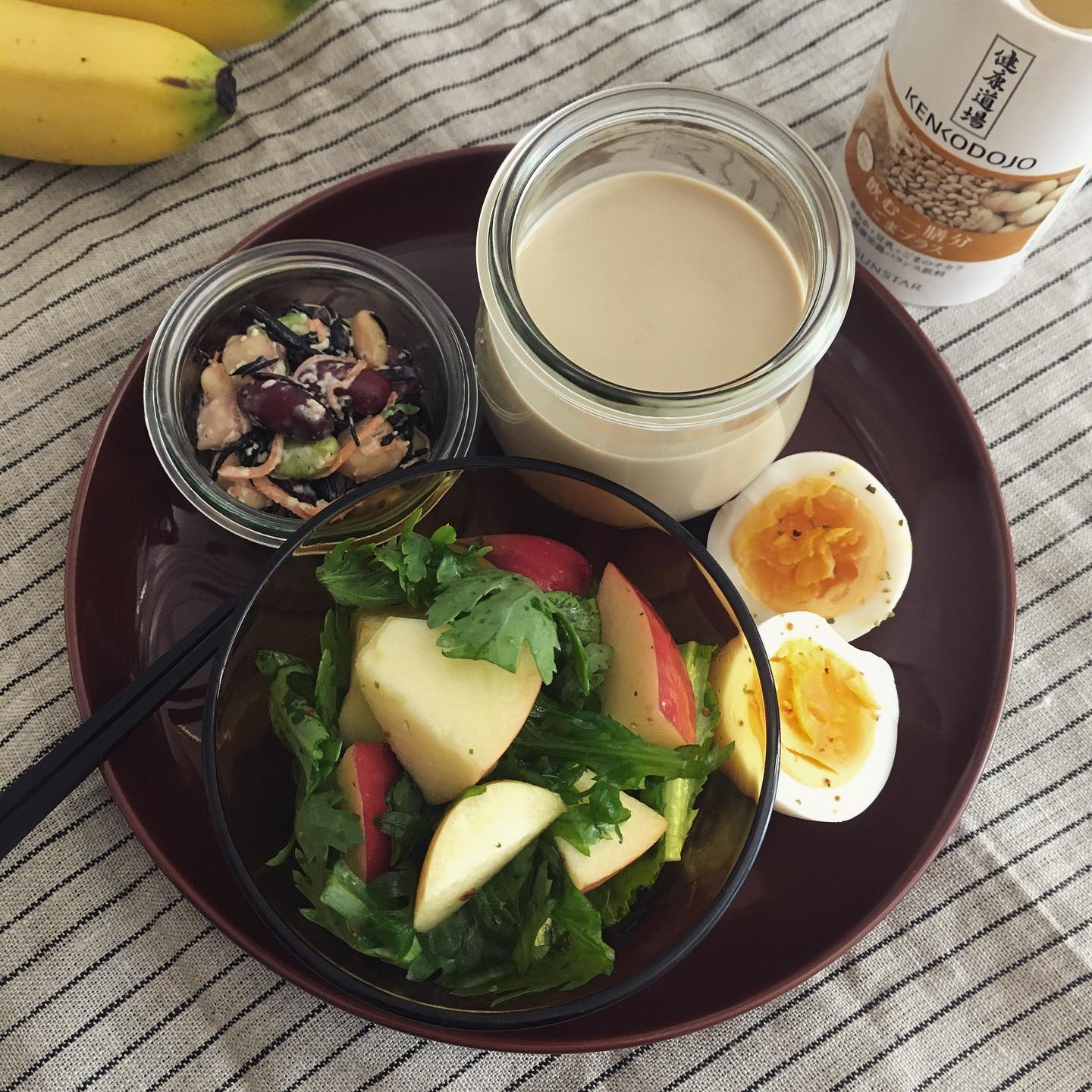 口コミ投稿：⭑春菊の季節がやってきましたね♩今日は生のままリンゴとオリーブオイルで和えました👩…