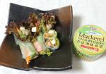 マッカレルのバジル＆レモンを使って#生春巻 。こちらは国内水揚げのさばを使用し、香味食用油（ライスオイル入り）に#バジルペースト を加え、塩とレモン果汁で味付けした洋風のさば缶詰なんです。バジ…のInstagram画像