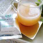 HGHエクセレント5袋お試し♥パウダータイプでお水に溶かして飲む美容サプリメントです。【美味しい？】ほんのり甘いです。薬っぽい感じで、ごくごく飲めるような美味しいものではないし、後味は嫌い…のInstagram画像