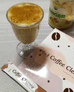 またまたクレンズコーヒーをアレンジしてみましたよ〜今回はカフェラテのクレンズコーヒー燃え燃え成分ジンジャーパウダー入れてカルシウム補給に嫌いな牛乳で溶いてみた（笑）そのままだと嫌いな牛乳も…のInstagram画像