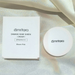 ダマスクローズの香りのクリームチークですSPF40 PA++++で頬のシミそばかすを防ぎます肌なじみの良い可愛らしいカラーです#アムリターラ #オーガニック #ダマスクローズチーク #…のInstagram画像