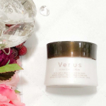 Venus VC WHITENING CREAMヴィーナス VCホワイトニングクリームシミやくすみが気になる肌におすすめのクリーム。小ぶりなジャータイプ。内蓋があり、スパチュラ…のInstagram画像