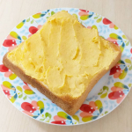 長崎五島ごと！スイートポテト風☆さつまいものトーストを作ったよ(๑´ڡ`๑)さつまいものペーストです。やわらかめなので、卵黄とバター、小麦粉を加えてスイートポテト風にしました。甘さは自然なさつまい…のInstagram画像