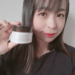 ❁Venus VC WHITENING CREAM❁ビタミンカプセルを潰して塗り込む新感覚のシミ予防！！《特長》〇6種のビタミン(整肌成分)が配合されたナノビタカプセルが角質層まで…のInstagram画像