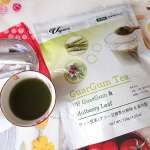 【グァー豆茶】聞いたことありますか？😊グァー豆茶は水溶性食物繊維がたっぷり含まれるノンカフェイン茶です🍵グァー豆はマメ科の一年生植物🌿スッキリをサポートする水溶性食物繊維グアガム（PHGG）を豊…のInstagram画像