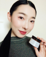 今回はYUIKU株式会社『Venus VC WHITENING CREAM』をお試ししました☺️...最近乾燥ばかり気になってシミくすみのケアをしていなかったと反省...ということ…のInstagram画像