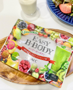 美味しくて飲めて、きれいなボディが目指せるEASY B-BODY イージービーボディ🍌🍓🥝✨レタス1.2個分の食物繊維と140種類以上の野菜・果物をたっぷり配合していて、牛乳に溶か…のInstagram画像