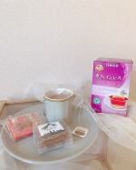 .⠀𝙽𝚎𝚠 𝚙𝚘𝚜𝚝⠀⠀日東紅茶⠀カフェインレスティーバッグ⠀-アールグレイ-⠀⠀⠀紅茶は毎日飲むくらいすき♡⠀⠀⠀今回はミルクティーにして⠀はちみつも…のInstagram画像