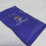 KUROMEKUを使用してみました。こちらの商品は、身体の内側から白髪の原因に徹底アプローチしたサプリメントです。髪は、その人の健康状態も表します。KUROMEKUは、黒の素になる…のInstagram画像