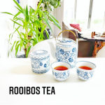 .ルイボスティでほっこり。いつも飲んでいるルイボスティですが今日はちょっと特別茶器で美味しいルイボスティを。あと1人時間はあと少し...幼稚園が終わる...旦那が年末休み.…のInstagram画像
