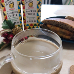 甘くない豆乳コーヒー、これ美味しい❣️そのままはもちろん、温めても美味しい！この時期嬉しい、ホット豆乳です♪体に優しい豆乳飲料ですけど、甘いのが多いよね。これは、甘み無しな上に…のInstagram画像