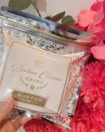 麗凍化粧品のバームクリームと15秒洗顔パックをお試ししました♪15秒洗顔パックからご紹介です♪何百年もの間、美肌作りに使われてきた天然由来成分を数々の独自の技術で作られており、冷凍タイプにする…のInstagram画像