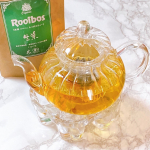 オーガニック 生葉（ナマハ）ルイボスティー ✨ルイボスティーの中でも、オーガニック認証を取得した最高級グレードの茶葉を100％使用されたルイボスティーになります😍生葉（ナマハ）ルイボス…のInstagram画像