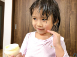 .お風呂上がりの保湿タイム🛁💓欠かせないのが @neobaby_japan 〝ニコリベビークリーム〟🌟.娘はお風呂上がりにこのクリームを使うのが楽しみみたい😊毎日愛用中💕.…のInstagram画像