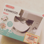 ケンウッド　トイミキサー💕世界の家電メーカーのおもちゃを提供するCASDONから、おままごとにピッタリ、本物そっくりなスタンドミキサーが登場しました👏🏻本物と同じデザインのクッキングト…のInstagram画像
