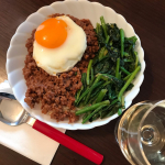 正田醤油様の「冷凍ストック名人 タコライスの素」モニターに当選させて頂きましたので、早速に昨年、冷凍ストックしたラクめし🍚タコライスの素で、なんちゃってタコライスポパイ風を作ってみました❣️…のInstagram画像