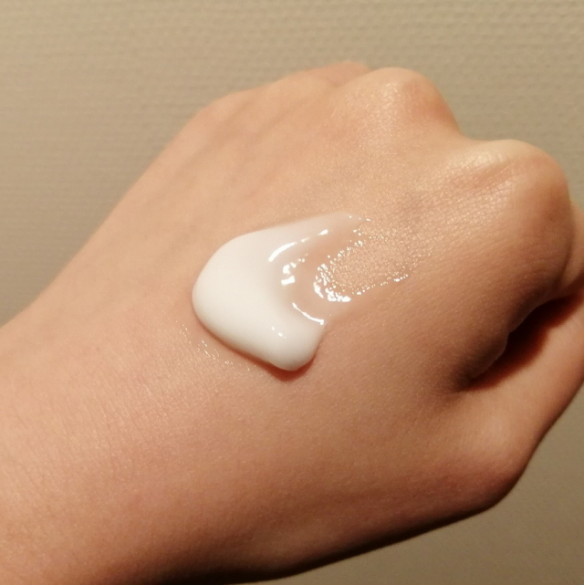 口コミ：透明白肌 ホワイトローション・ホワイトケアクリームの画像（4枚目）