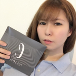 居酒屋オープンして三年太っちゃって三年前の面影はない😂なので置き換えダイエット始めました！CLAYSMOOTHIEのスムージーはクレイやチャコールが含まれていて、デトックス効果がある…のInstagram画像
