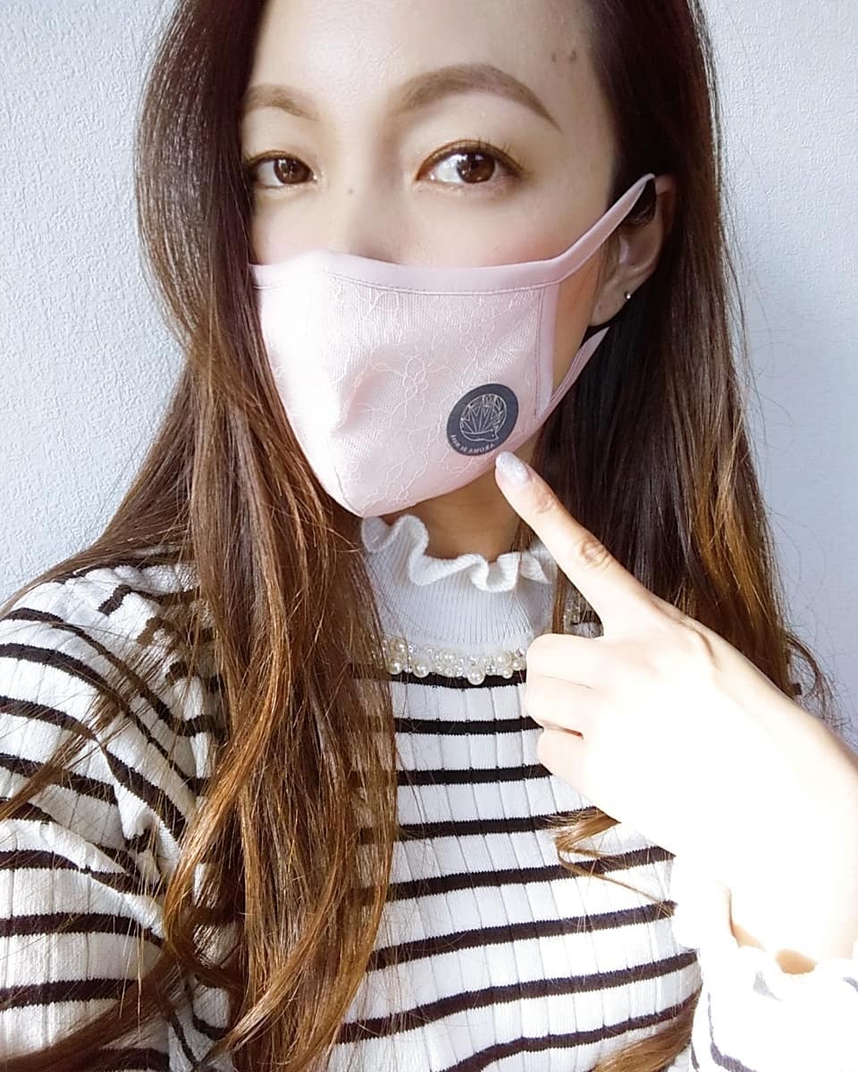 口コミ投稿：アロマdeマスク🦔🦔お手持ちのマスクに貼ってアロマの香りに癒されてます✨不快なマスク…
