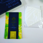 アロマdeマスク(アロマデマスク)🌿マスクに良い香りのシールを貼って快適にすごせる商品です*°シールとマスクがセットで入っていました!シールの袋開けた時はすごく香りが強いかなって思ったけど…のInstagram画像