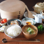 2021.1.27*お野菜おかずな朝ごはん。・高野豆腐とお野菜の煮物・目玉焼き（放し飼い有精卵）・菜の花のわさびお浸し・プチトマトのおでん・大根柚子塩麹漬け・味噌汁…のInstagram画像