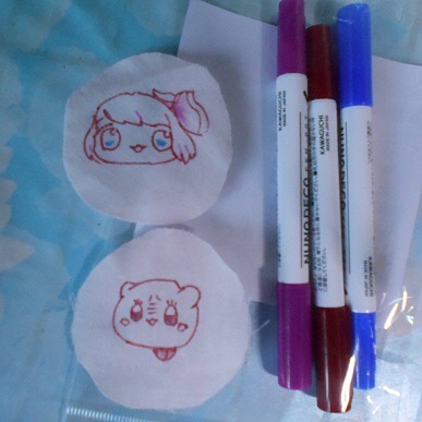 口コミ投稿：ドットペンで子供たちとマグネットを作りました。布にドットペンで絵を描き、ボンボ…