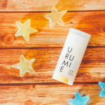 ・URUMIEのヘアバーム🍋これ一本でスタイリング、パフューム、保湿などとして大活躍の多機能バーム！繰り出し式なので、直に髪に塗る事ができます！私はアホ毛が気になるので、アホ毛に使…のInstagram画像