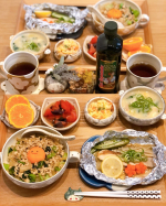 𓅿﻿﻿✎ひき肉と小松菜の甘辛丼( @mizuki_31cafe さんレシピ)﻿✎ホイル焼き﻿✎かきたまスープ﻿✎ポテサラ﻿✎トマトとバジルのサラダ﻿✎みかん﻿﻿▹◃…のInstagram画像