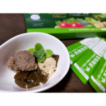 クマイザサ粉末たっぷり配合黒糖抹茶青汁寒天ジュレお試しさせていただきました。クマイザサ粉末をたっぷり配合していることが黒糖抹茶青汁寒天ジュレの第一のこだわり❣️クマイザサの食物…のInstagram画像