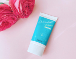 Wrinkle Pureでエイジングケア✨﻿﻿﻿Wrinkle Pure（リンクルピュア）』は話題の有効成分「ナイアシンアミド」配合のシワ改善・シミ予防クリームです！﻿😚🎵﻿お肌の…のInstagram画像
