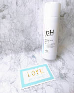 pdcさんのphバランサーバランスホイップwクレンザー✨ワンプッシュで泡立て不要なクレンジング❤お肌と同じ弱酸性。W洗顔不要で、落ちにくいアイメイクもオフ！ぬれた手、お風呂場も…のInstagram画像