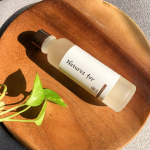 .　良い香りすぎて癒しの化粧水Natures for オーガニックモイストローション　　使い続けて2週間ほど経ちましたが、肌の調子も良くお気に入りです𓆸　一滴の水すらも加えずに作られ、…のInstagram画像