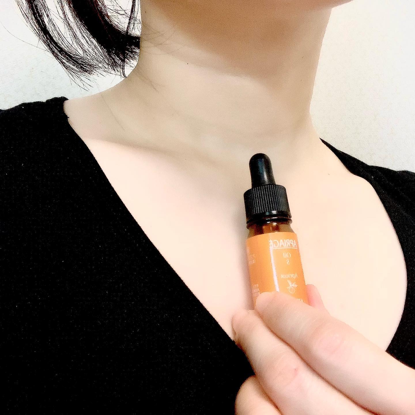 口コミ投稿：﻿顔や首のザラつきを杏仁オイルで潤い肌に✨﻿﻿アプリアージュオイルS﻿﻿ご縁があり、ト…