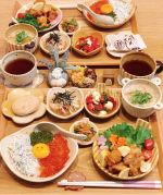 𓅿﻿﻿✎いくらしらすめかぶ丼﻿✎唐揚げ﻿✎味噌汁﻿✎トマトとモッツァレラチーズのマリネ﻿✎無限大根サラダ﻿✎小松菜と人参のツナ和え﻿✎つばめ返し﻿﻿▹◃┄▸◂┄…のInstagram画像