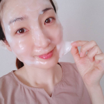【プルリっとソッコー赤ちゃん肌に🎵】最近またお問い合わせが多い炭酸パックプルリ❤️私の感覚ですが、炭酸感は、お顔に塗る時にほんの少し感じる程度です😊剥がした後に、…のInstagram画像