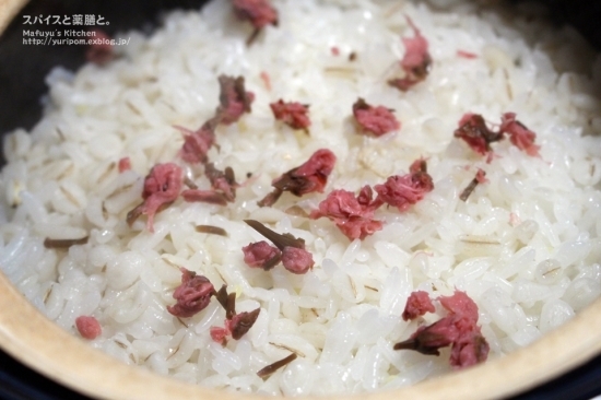 口コミ：【おうちごはん】食卓deお花見 ～ 桜の塩漬けでさくらごはん。の画像（8枚目）