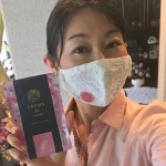 #アロマdeマスク をしっかりと使ってマラソン練習に🐤💖マスクに貼るだけでリフレッシュ出来る、シールタイプのアロマです♩桜の優しくて上品な香りが素敵🌸🍃マスクを使うのが楽しみになる位…のInstagram画像