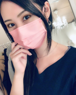 ❤︎#AlichanFashion*衛生的な使い捨てマスク😷♡*。可愛いマスクを身に着けるとテンションが上がります💓*気になるカラー展開は全4色❣️ブラック、グレー、ピンク…のInstagram画像