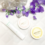 ホコニコの首元ケア3点セットを使ってみました。●シルキースワン（Silky Swan）2個●首デコルテ用シリコンパック●ぽろぽろクリアジェル首ものやデコルテのケアはついついサボ…のInstagram画像